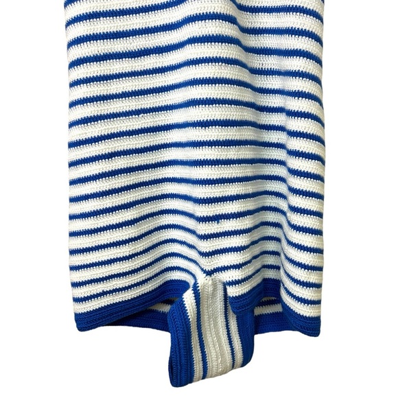 My Beachy Side - NWT ‘Emily in Paris’ Loulou’ Hand-Crocheted Romper- Blue, Large - Picture 15 of 16